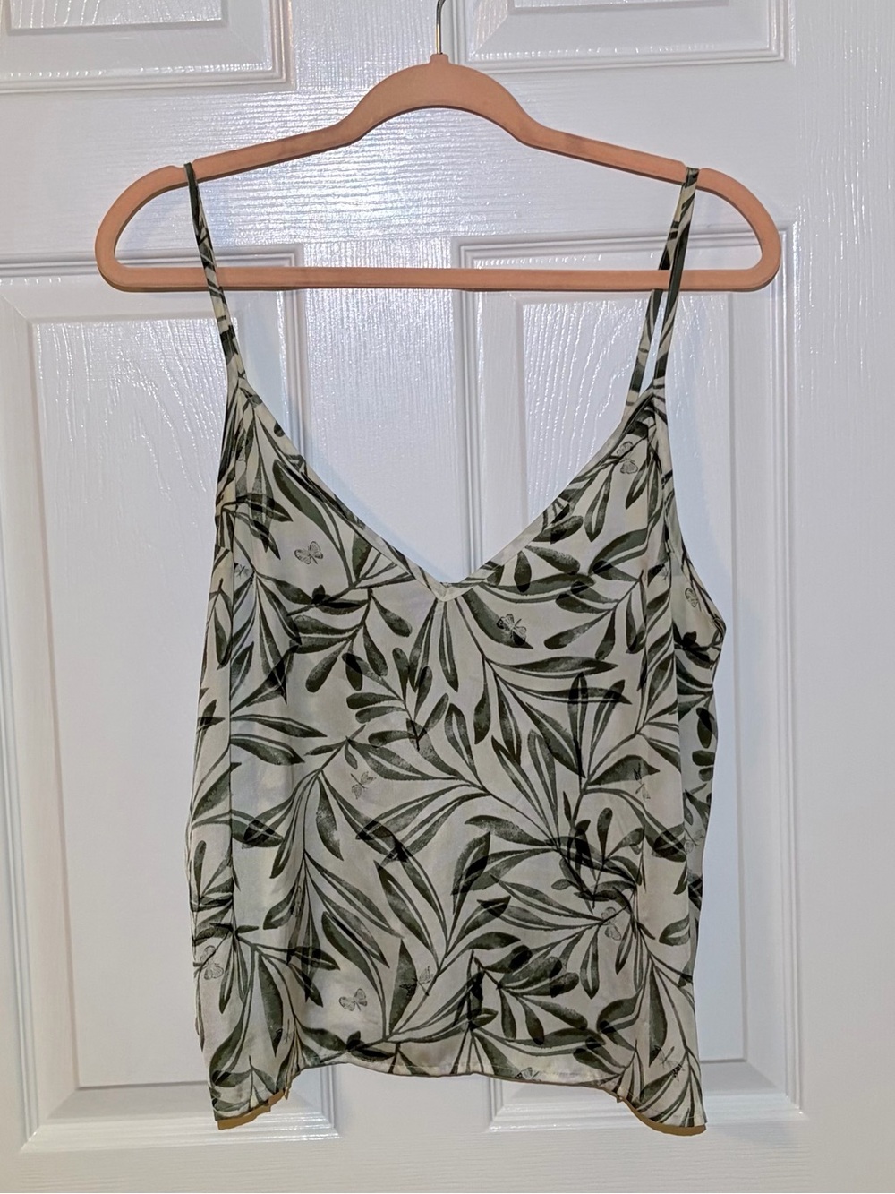 Kaari Blue Light Olive Palm Leaf Print V-Neck Camisole Tank Top. Large
